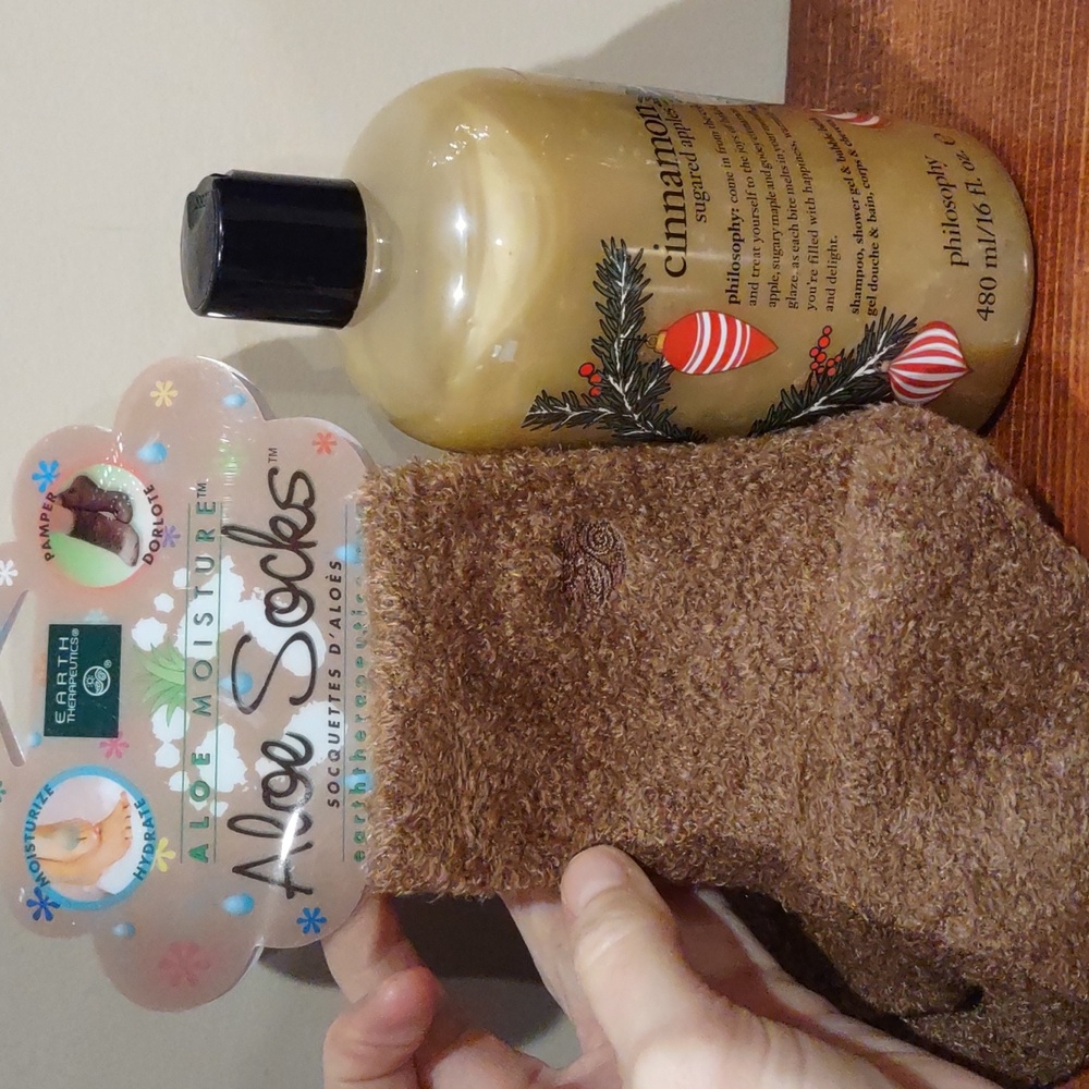 Philosophy Cinnamon Sugared Apples Shampoo, Shower Gel And Bubble Bath - Picture 5 of 5